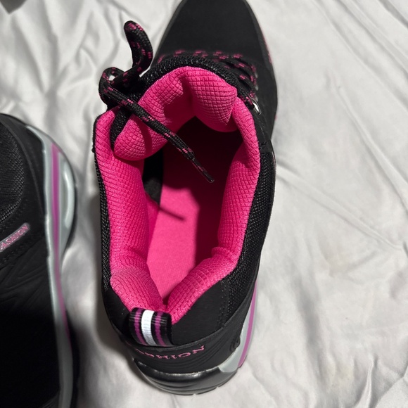 NEW! Fashion brand. Size 10. Never wore. Non smoking home - Picture 2 of 3